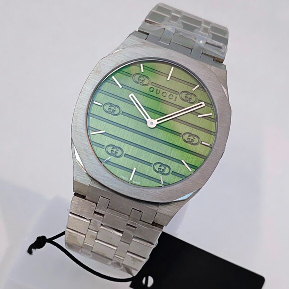 New Gucci Quartz 163.4 Green Dial Wristwatch for Men - Picture 1 of 7